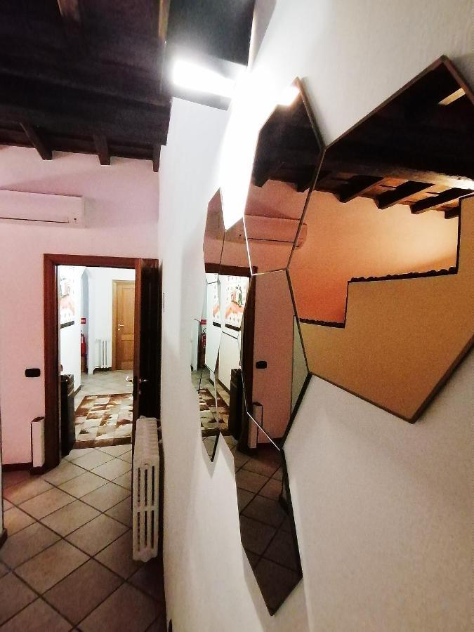 Chroma Italy - Chroma Apt Campo De' Fiori ภายนอก รูปภาพ